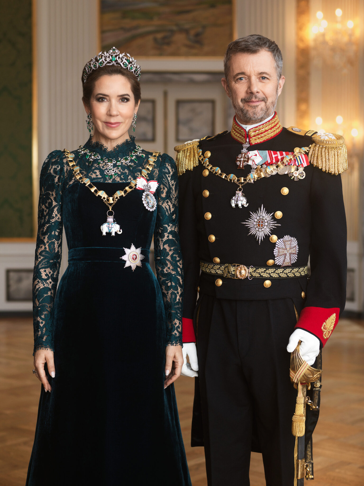 Federico X y Mary de Dinamarca ya tienen retratos oficiales (photo by Steen Evald:Kongehuset)